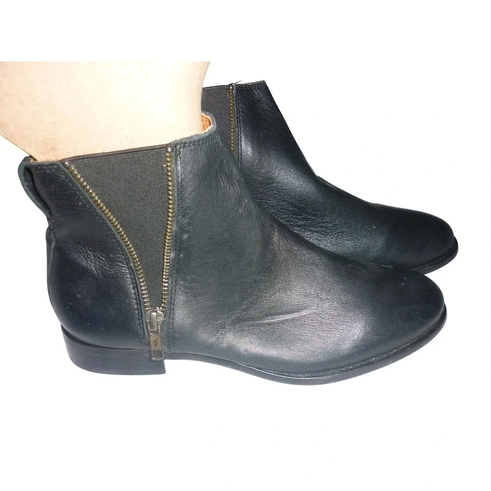 Frye Carly Black Leather Double Zip Chelsea Ankle Boots 9.5 B 3471718‎ NWOB